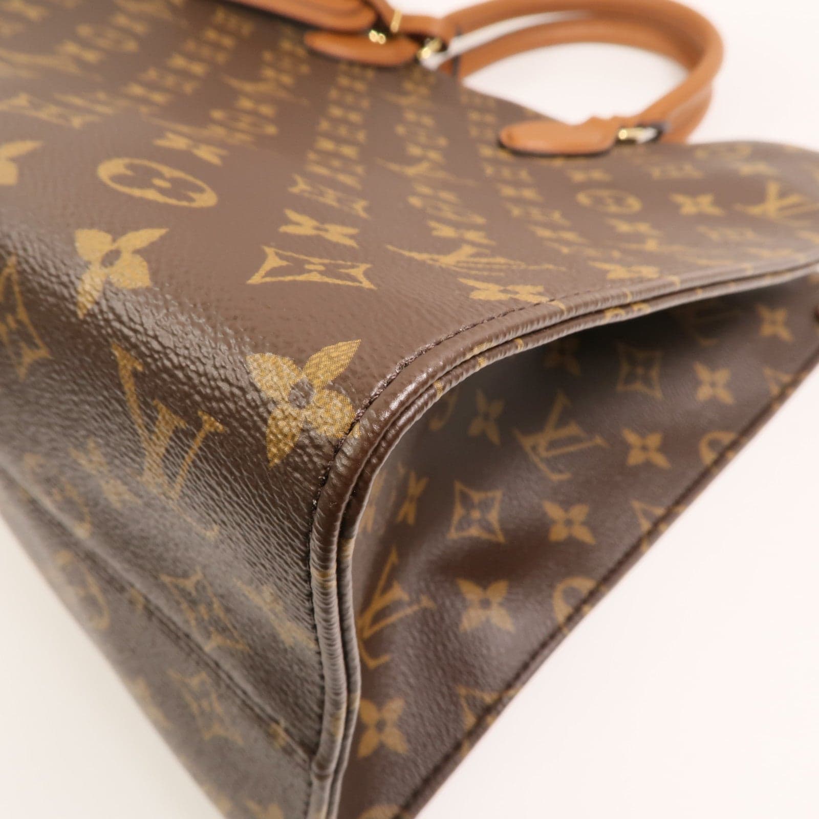 LOUIS VUITTON OnTheGo M14235 肩背包 塗層帆布