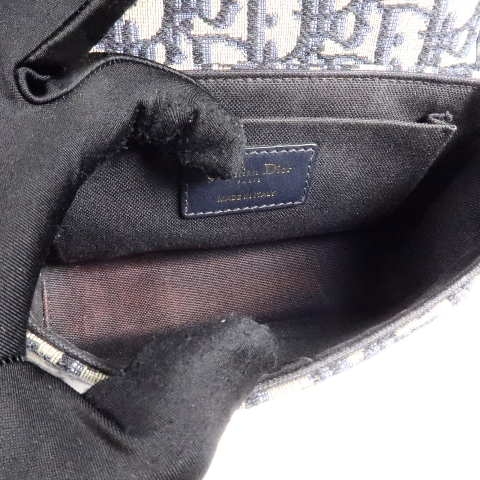LOUIS VUITTON Montaigne M9204UTZQ 肩背包 帆布