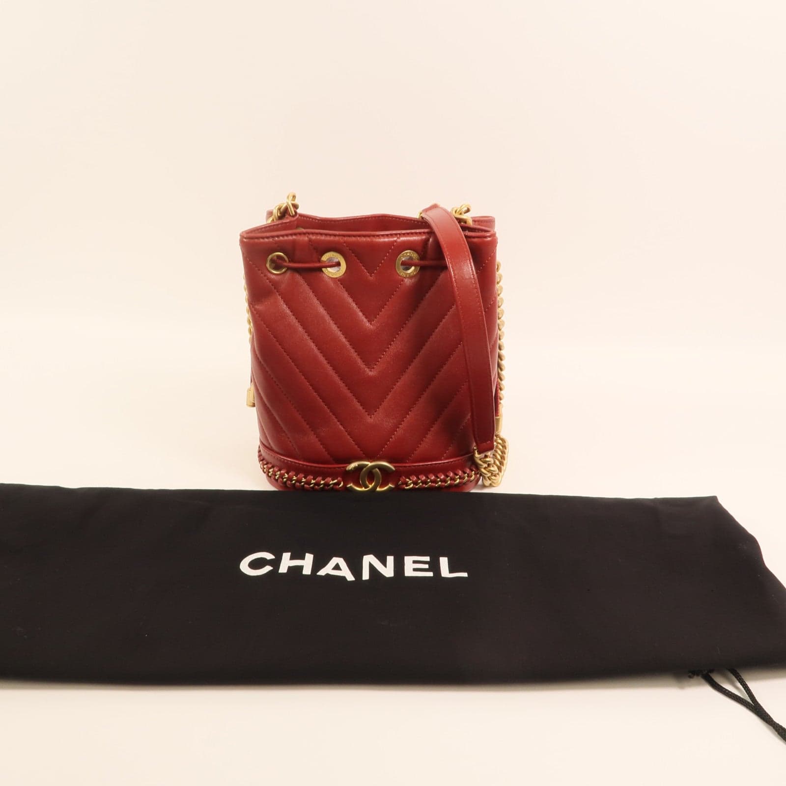 LOUIS VUITTON Bucket 肩背包 牛皮