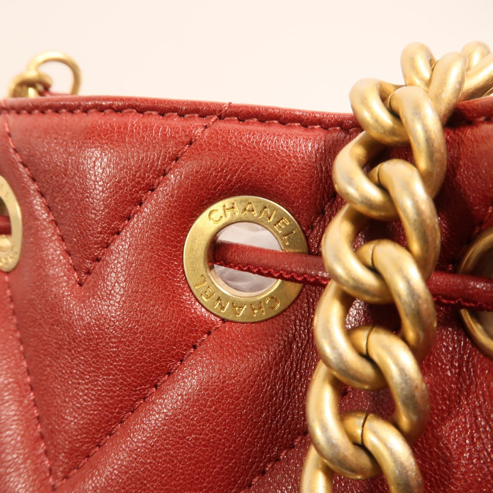 LOUIS VUITTON Bucket 肩背包 牛皮