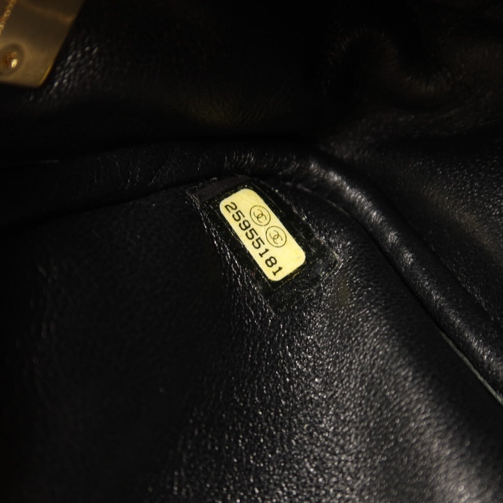LOUIS VUITTON 肩背包 牛皮