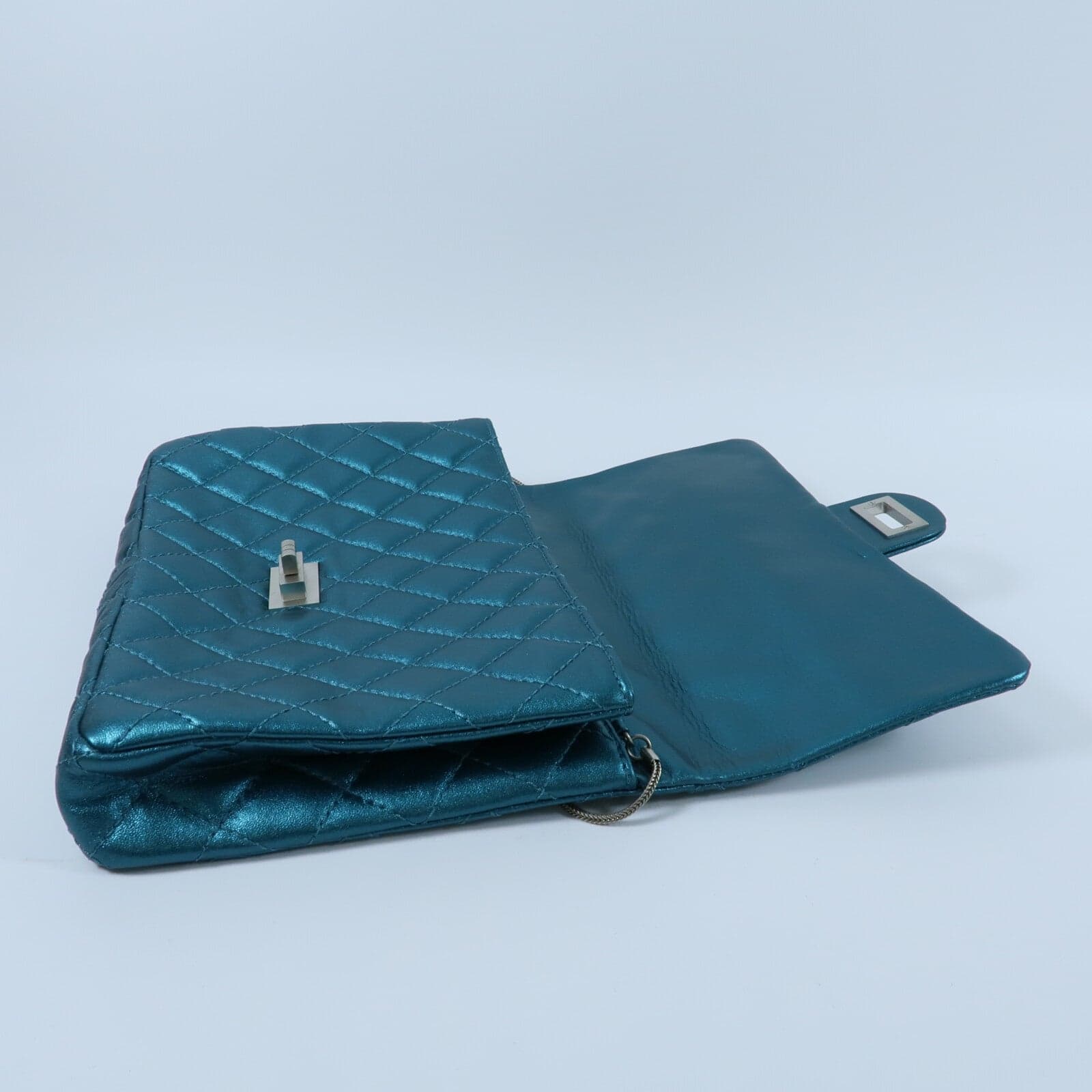 LOUIS VUITTON 肩背包 羊皮