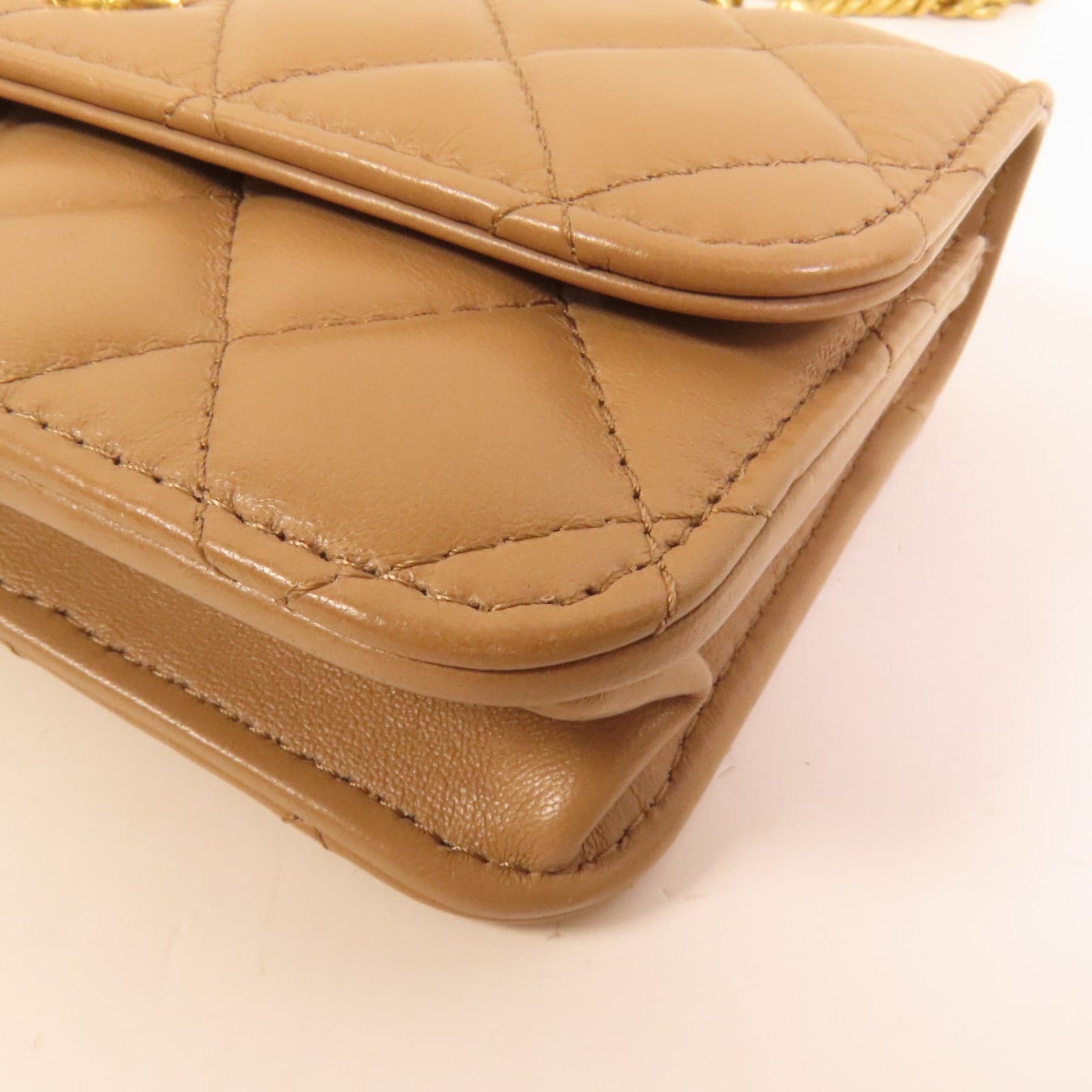 LOUIS VUITTON 肩背包 羊皮