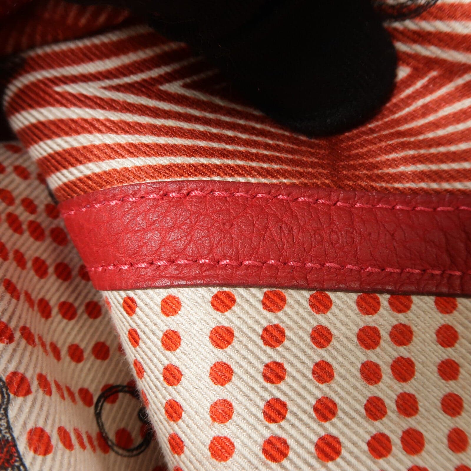 LOUIS VUITTON Handbag Calfskin