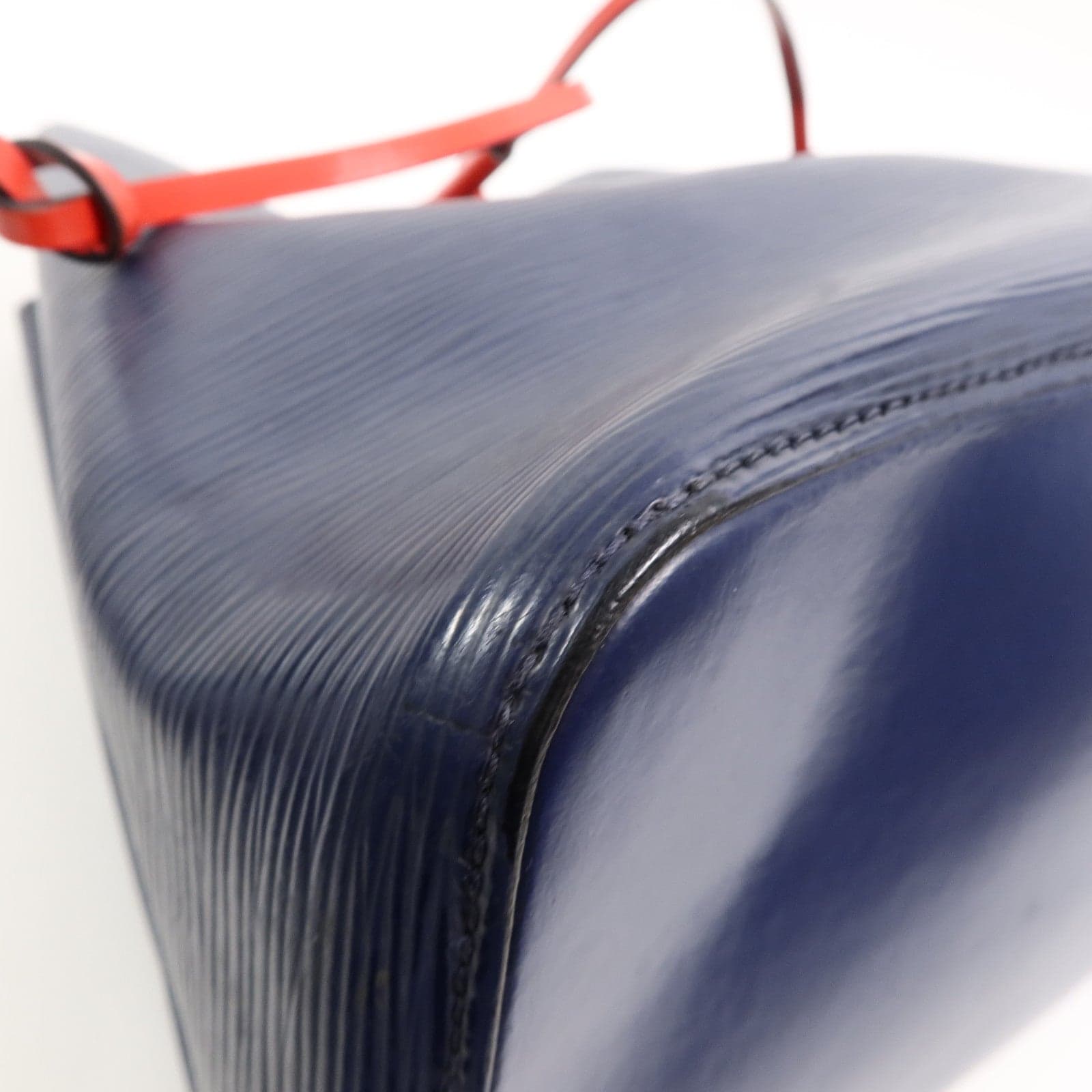 LOUIS VUITTON NeoNoe M54367 肩背包 牛皮