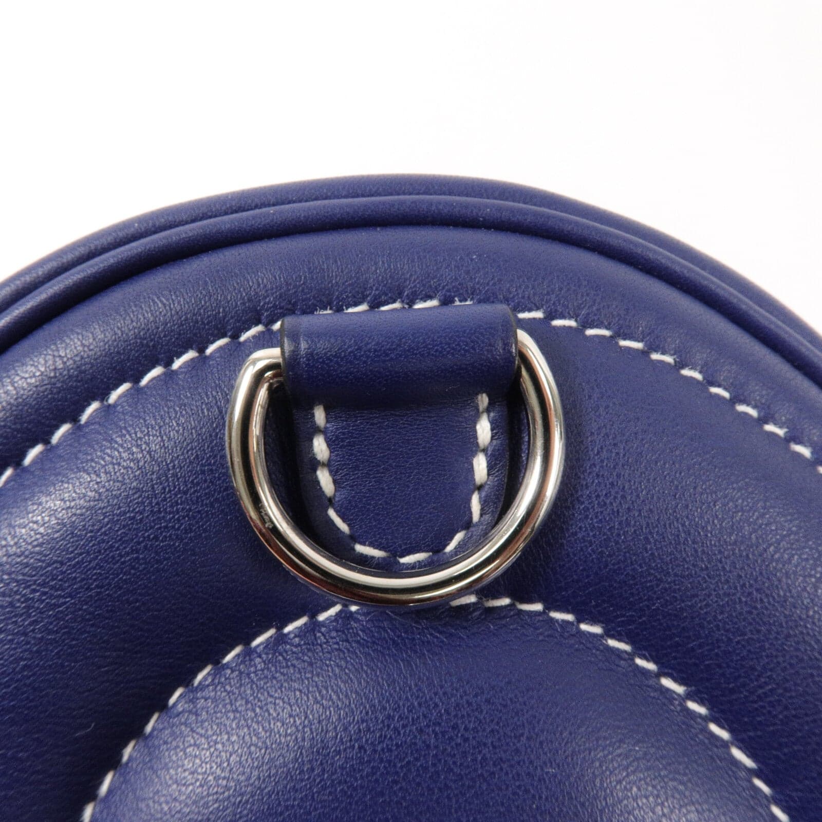 LOUIS VUITTON Loop 腰包 牛皮