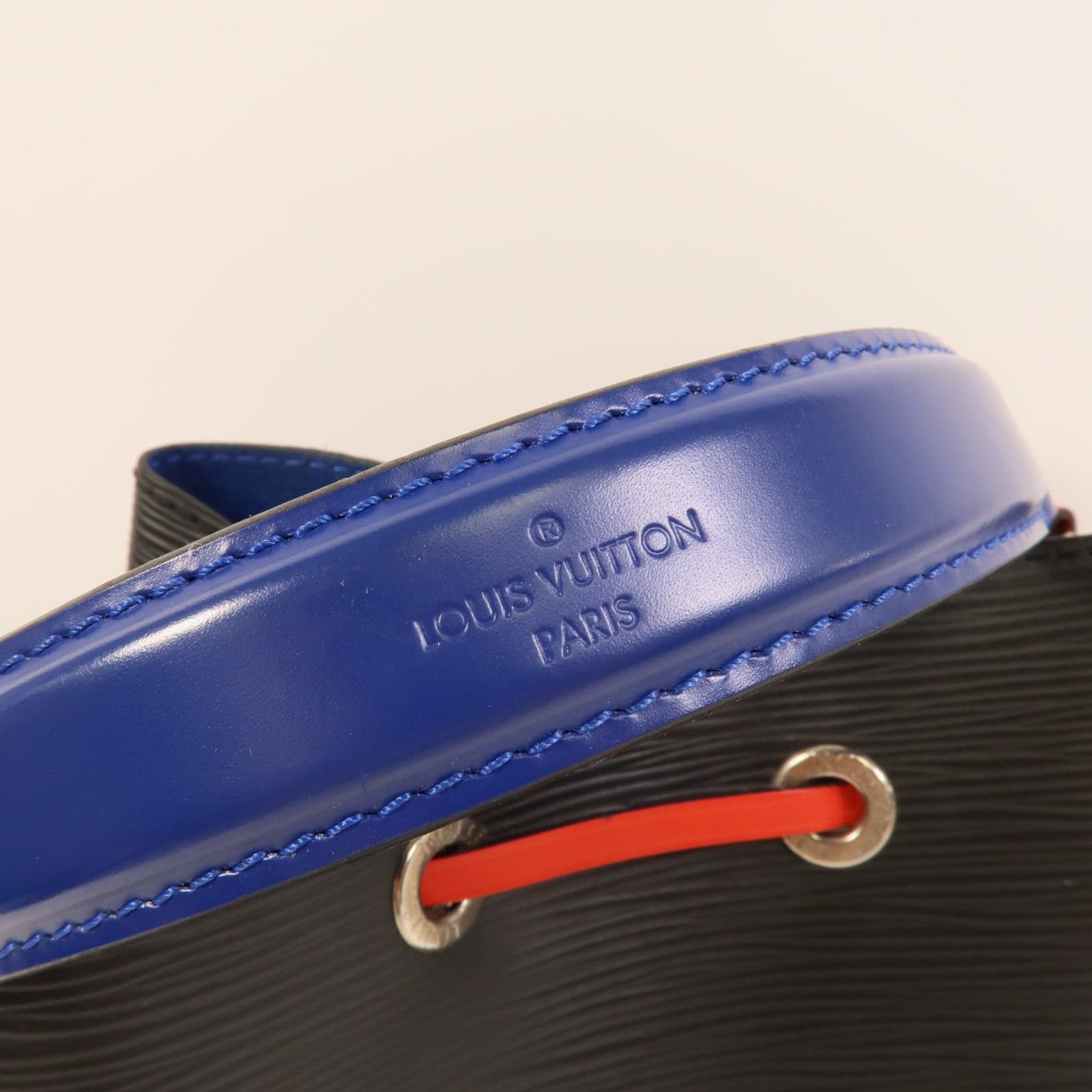 LOUIS VUITTON NeoNoe M52853 2-Way Bag Calfskin