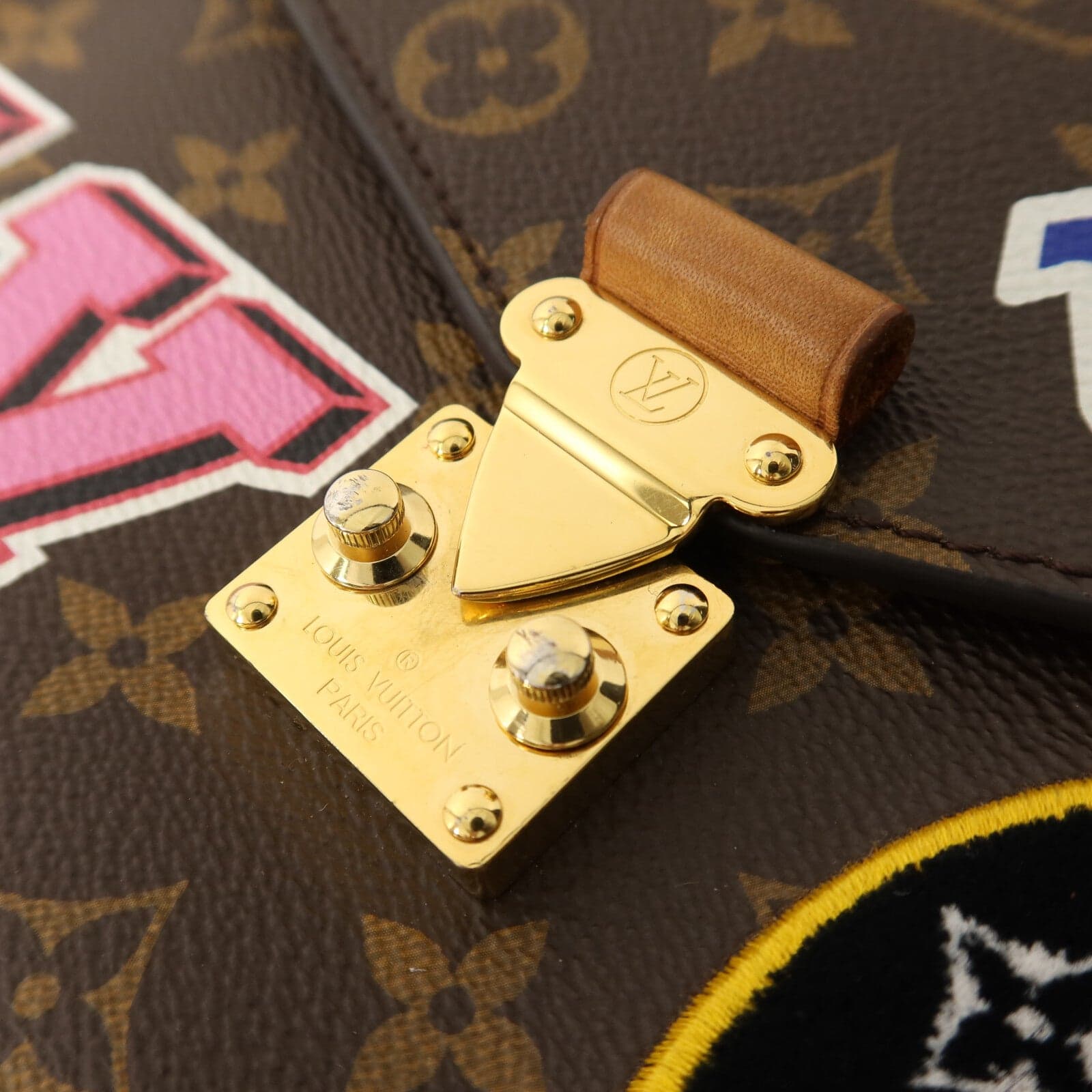 LOUIS VUITTON Pochette Metis M43991 2-Way Bag Coated Canvas