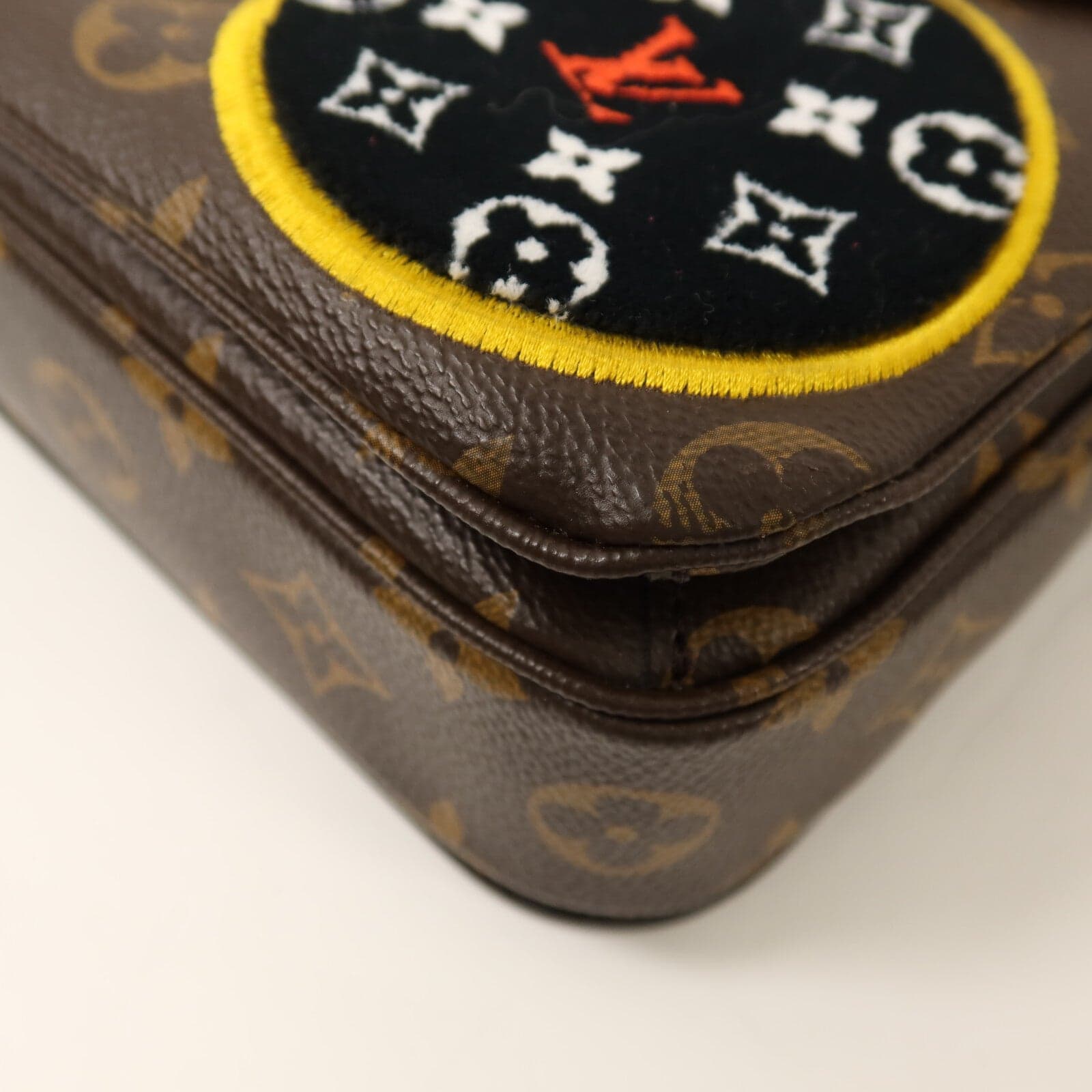 LOUIS VUITTON Pochette Metis M43991 2-Way Bag Coated Canvas