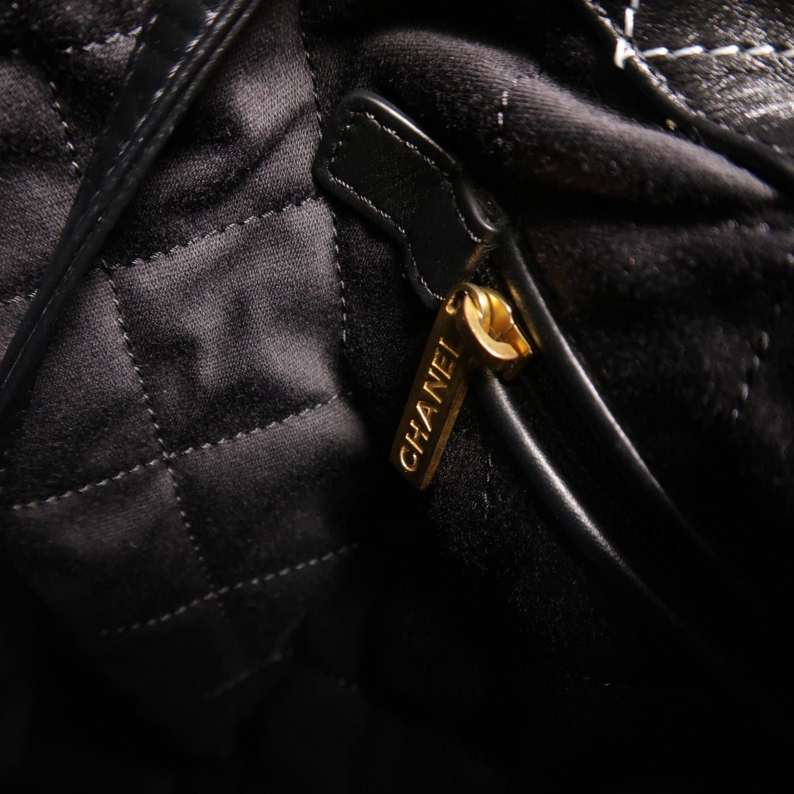 LOUIS VUITTON 背包 牛皮