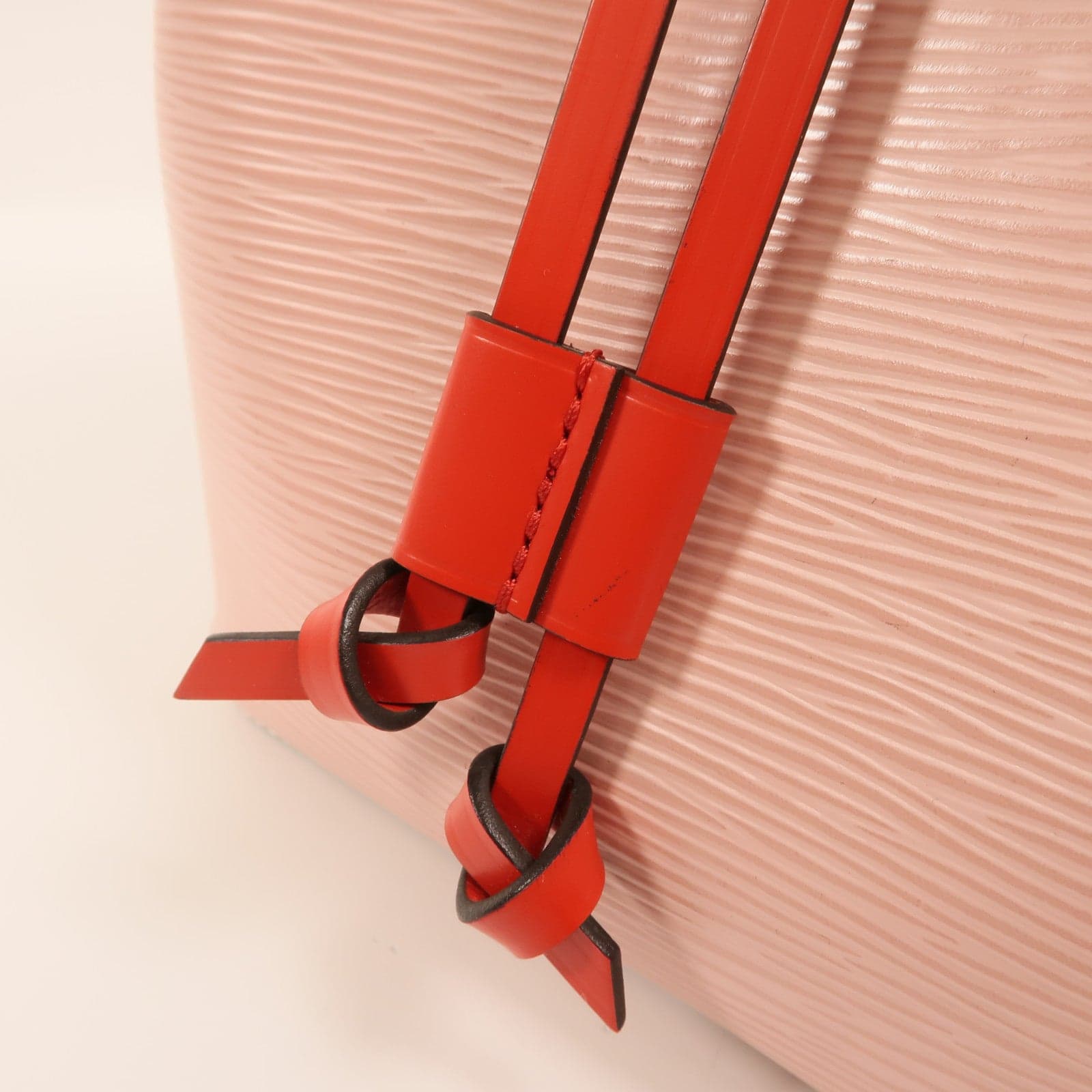 LOUIS VUITTON NeoNoe M53609 2-Way Bag Calfskin
