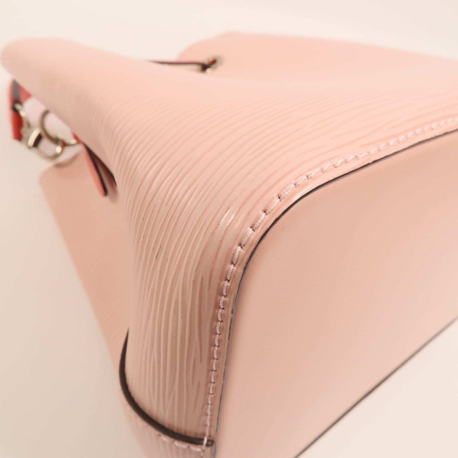 LOUIS VUITTON NeoNoe M53609 2-Way Bag Calfskin