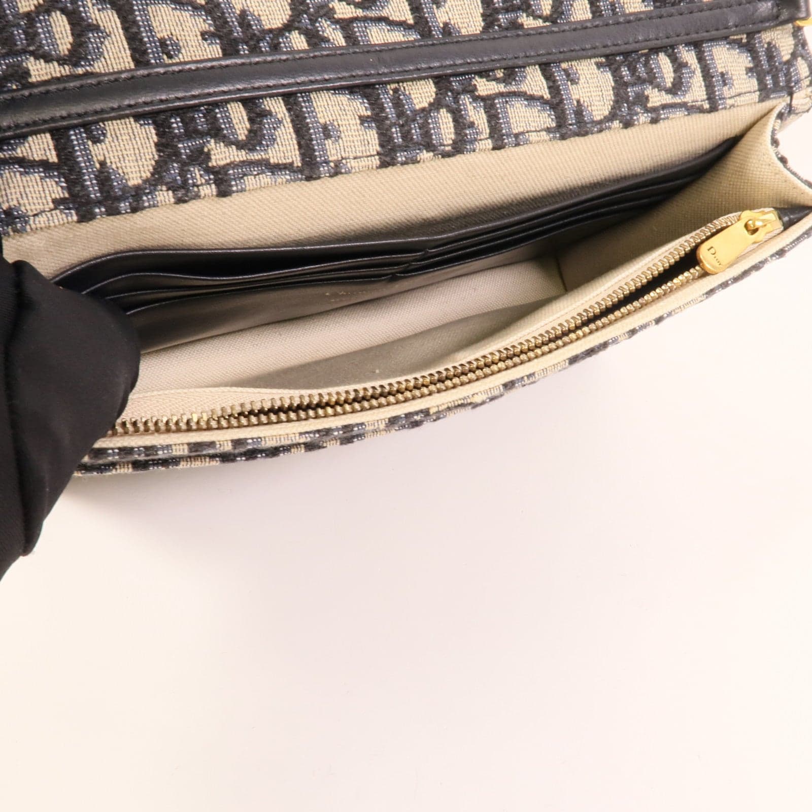 LOUIS VUITTON S5620CTZQ-M928 肩背包 帆布