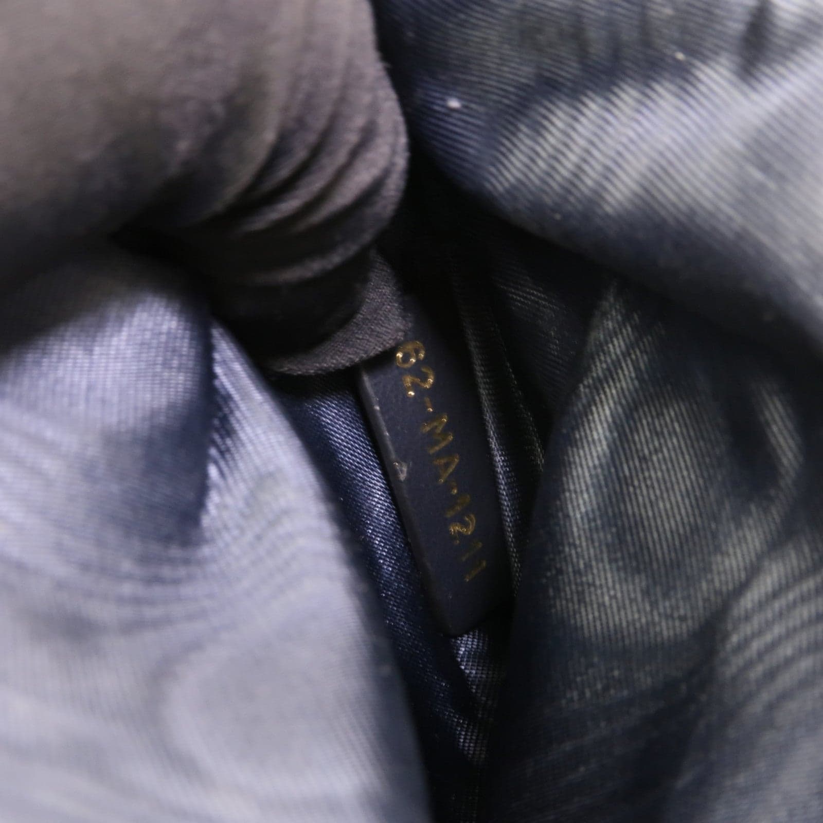LOUIS VUITTON S5620CTZQ-M928 肩背包 帆布